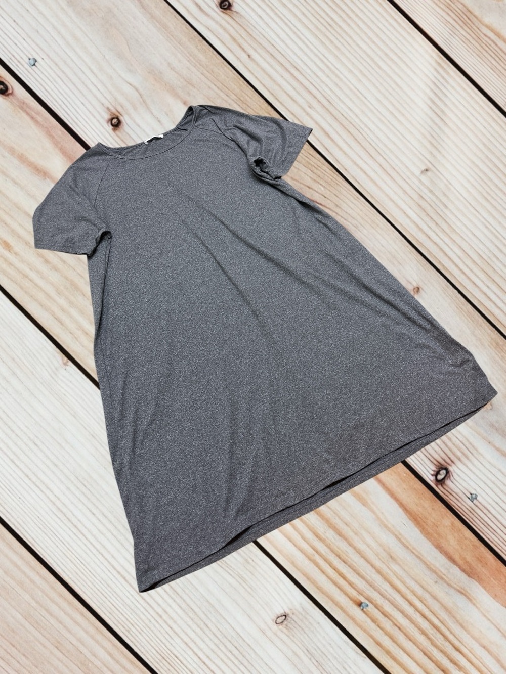 Ekouaer L grey T-shirt nightgown